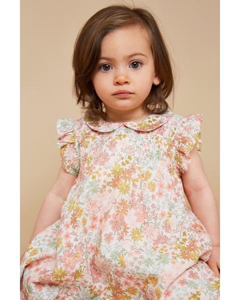 Usi_agency's tweet photo. 💥AVAILABILITY CHECKED for an iconic British designer clothing brand is our stunning Valentina. Well done, we have everything crossed for a confirmation🧡
.
.
#usiagency #TeamUSI #Availabilitychecked #busybees🐝 https://t.co/DEni9zqcPg