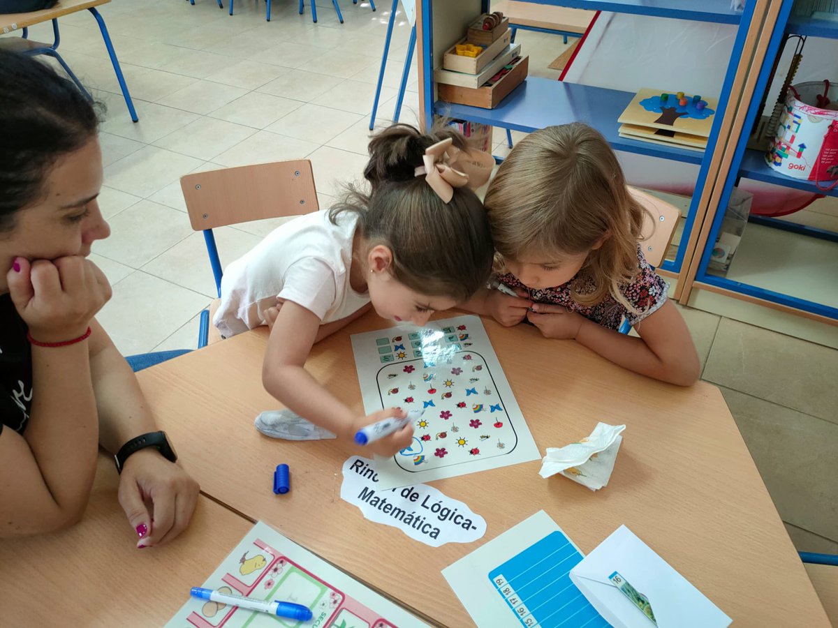 Los Grupos Interactivos en educación infantil y aulas multinivel son posibles. Las AEE se pueden extrapolar a cualquier contexto y situación garantizando el aprendizaje ¡Multiplicamos por 4 los efectos de enseñanza en <a href="/CdA_altoguada/">CPR Alto Guadalquivir Official</a>! 🙌🏻💪🏻<a href="/EducaAnd/">Consejería Desarrollo Educativo y FP</a> <a href="/JaenJunta/">Junta Jaén</a> <a href="/CEP_Orcera/">CEP de ORCERA</a> @DGAtDPC