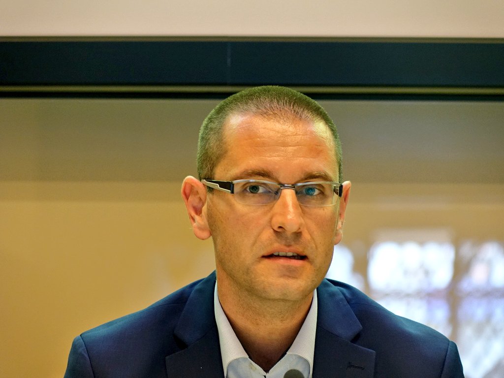 Conferenza finale di <a href="/SlidesProject/">S.LI.DES. Project</a> sulle prospettive della governance #turismo delle città adriatiche.

Ora tavola rotonda tra i rappresentanti delle città che hanno aderito al progetto: <a href="/comunevenezia/">Comune di Venezia</a>, <a href="/ComuneDiFerrara/">Comune di Ferrara</a>, <a href="/ComunediBari/">Comune di Bari</a>, <a href="/SibenikTB/">Visit Šibenik</a>, <a href="/DURADubrovnik/">DURA Dubrovnik</a>.