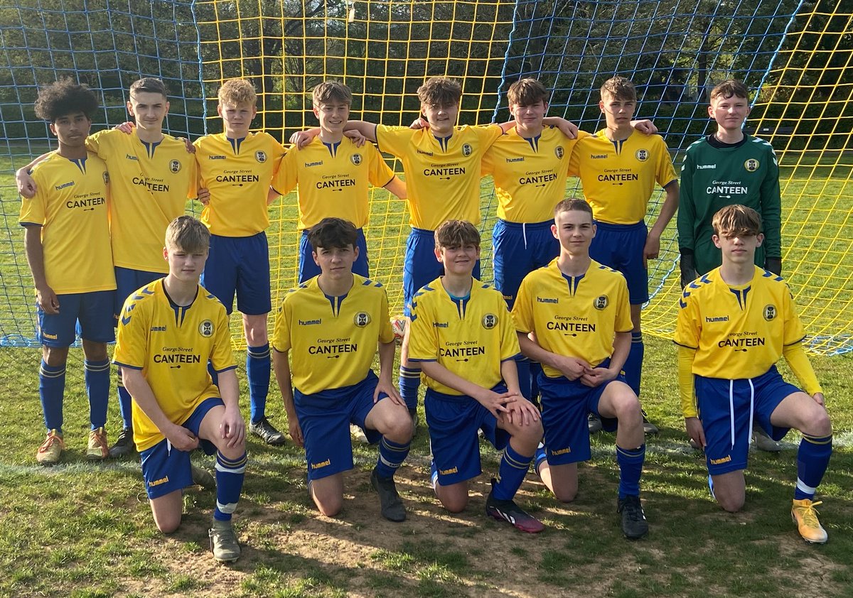 🔵<a href="/CityYouthFC/">St Albans City Youth</a> Sponsor of the Day🟡
Paul &amp; the U15 South would like to🙏  Julie, Kevin &amp; the  team at George Street Canteen ☕️🥪
<a href="/Georgestcanteen/">George St Canteen</a>
 georgestreetcanteen.co.uk
for sponsoring their team &amp; providing a fab new 
<a href="/hummel1923/">hummel</a> kit.
A high profile business supporting local ⚽️