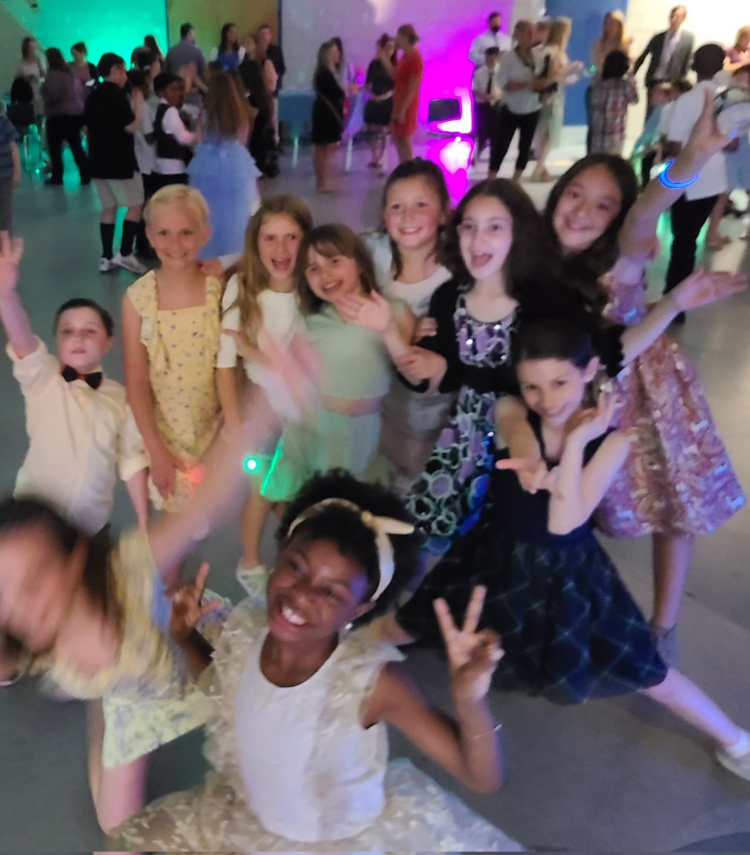 EMorichesES's tweet photo. Our 3rd and 4th graders having fun at a wonderful spring dance hosted by the PTO! @EastMorichesSD @EMorichesMS @eastmorichespto https://t.co/RnTSajsuIH