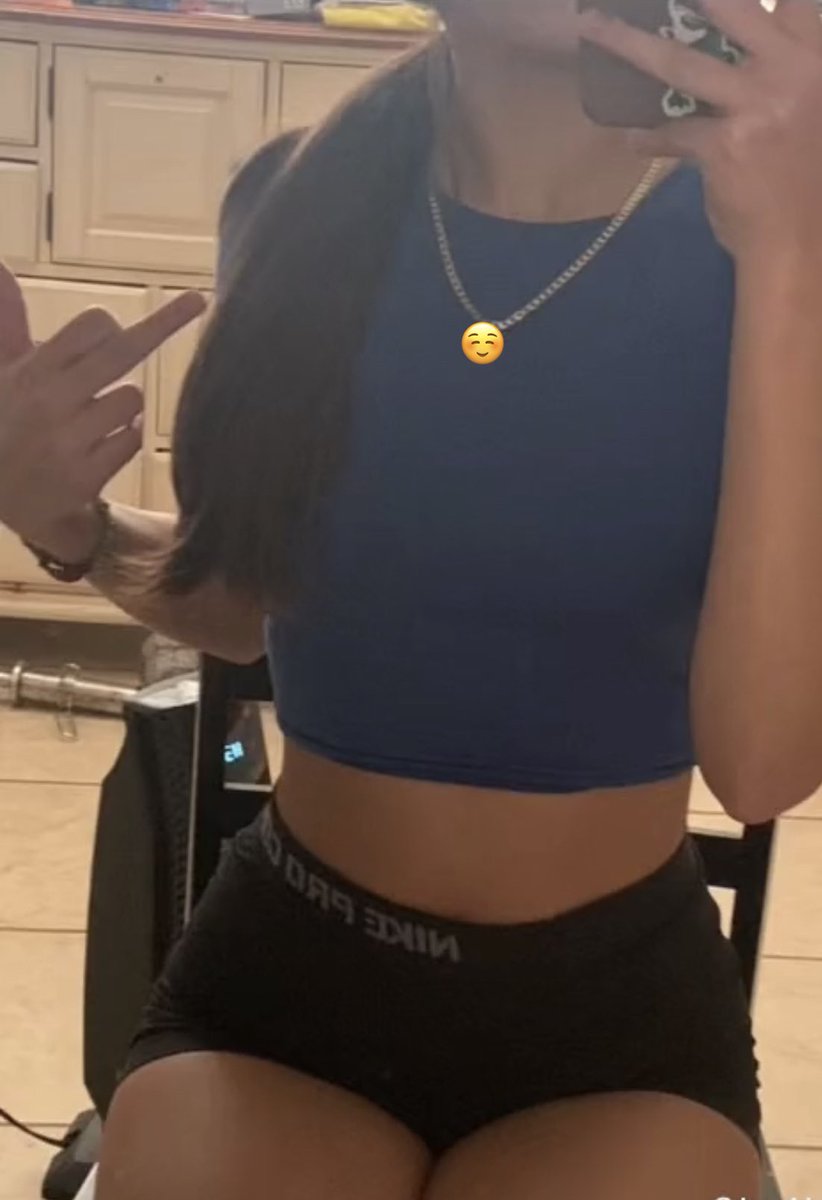 kinkylatinaa's tweet image. New to nsfw
-hard/soft kinks
-19
-be nice
-love big dick
-🥜🔊🥰
Retweet for mutuals