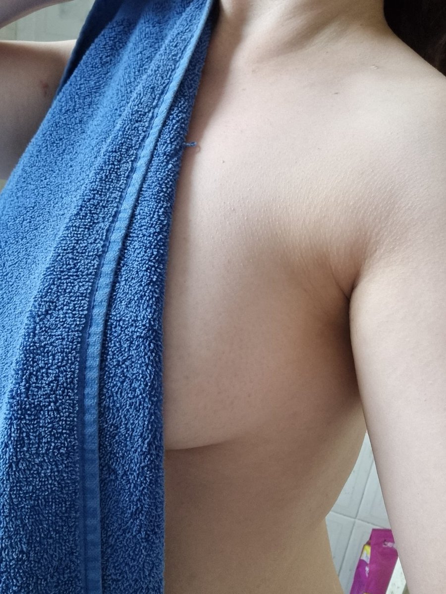 NoOnesAngel85's tweet photo. First 20 people to DM me will get a free trial to my premium only fans, come and let me get you off 💦💦💦😈💋
#onlyfans #tits #sexy #milf #horny #freesubscription https://t.co/gvGizrTSqV