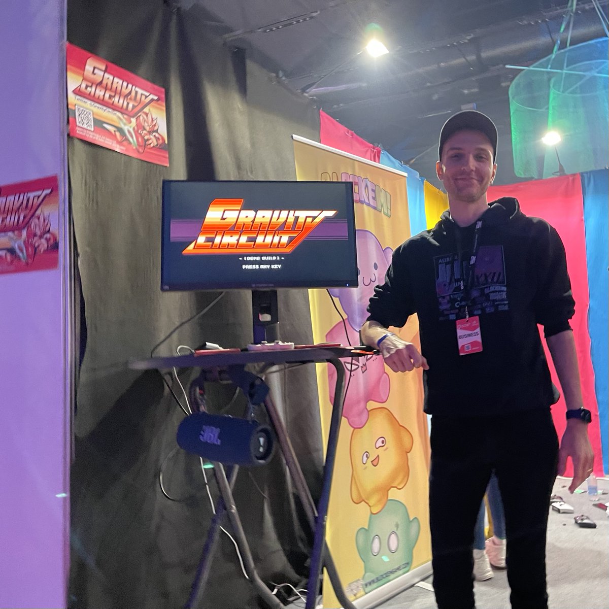 GravityCircuit - OUT NOW! 🎂 tweet media