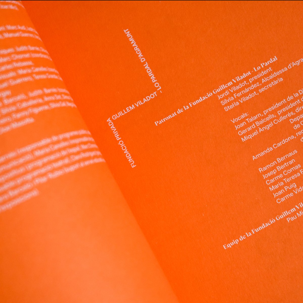 bau_bcn's tweet photo. Coberta del llibre 'Poesia concreta' en col·laboració amb la @fundaciobrossa 
Taller Torrents: David Torrents (@dtorrents), Alba Font i Mònica Losada 
#ADGLaus22

1/9 https://t.co/kqrsLsuINg