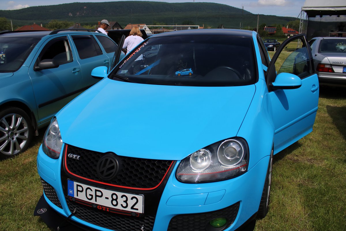 Biborrena's tweet photo. #blucar #meeting #carmeeting #landscape #landscapedesign https://t.co/9nffLErKzY