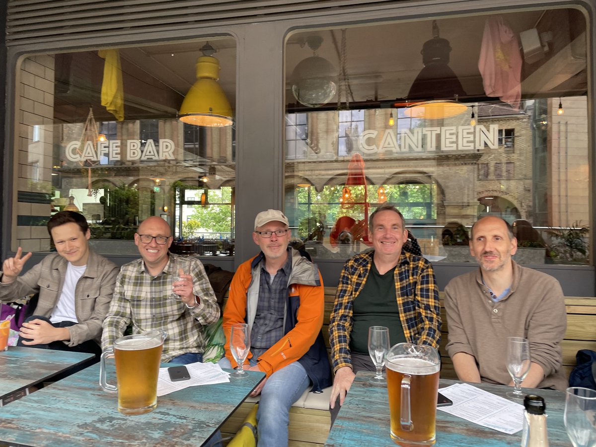 SparkolHQ's tweet image. Yesterday the team at SparkolHQ had a May Mingle! An afternoon of team building activities, a pirate-themed quiz and we finished the day off with a few beers at a rooftop bar 🎉

#teambuilding #sparkol #sparkolhq #maysocial #teamwork