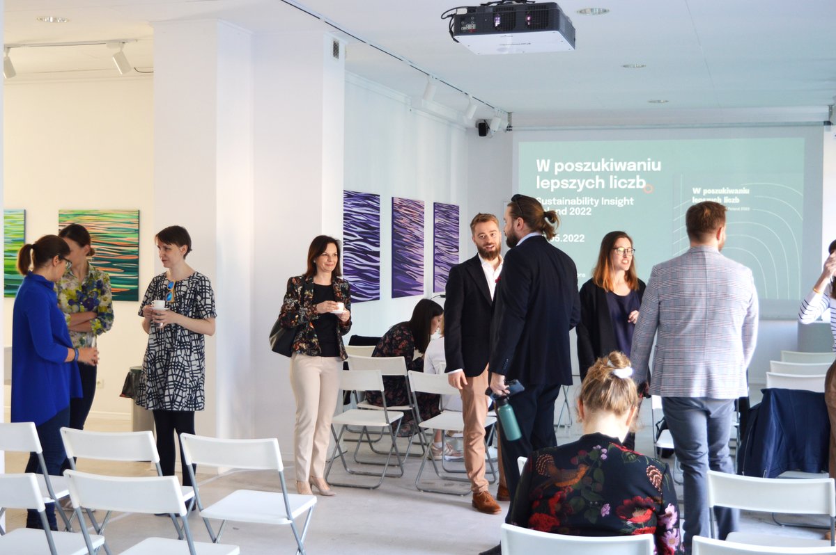 GreenEuropeTd's tweet photo. Na zaproszenie @AniaGonera z Natural Innovations Lab  w pięknym wnętrzu "Apteka Sztuki" w #Warszawa uczestniczyliśmy dziś w spotkaniu inauguracyjnym raportu: „W poszukiwaniu lepszych liczb – Sustainability Insight Poland 2022” Link do publikacji: https://t.co/07HcfsE7mS https://t.co/gBct6ymugX