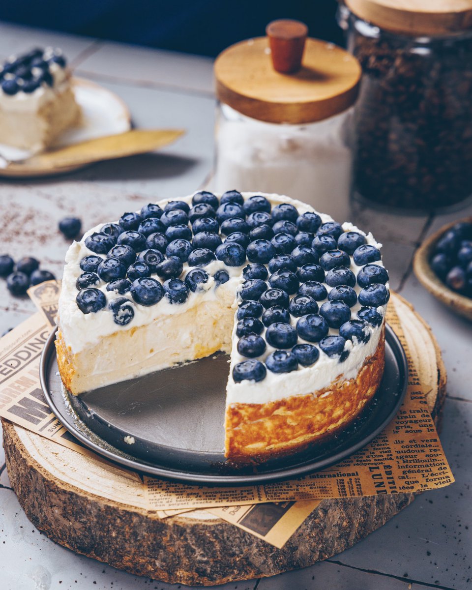 korivillena's tweet image. Der cremigste vegane Käsekuchen. Glaubt mir wenn ich euch sage: Den müsst ihr ausprobieren.🤤 Wer keinen Bock hat Kaffeesirup zu nehmen nimmt einfach Zucker  damit klappt’s auch 1A. Rezept 👇🏽#GoVegan #Vegan