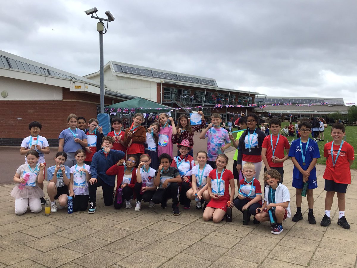 Year5GUPS tweet media