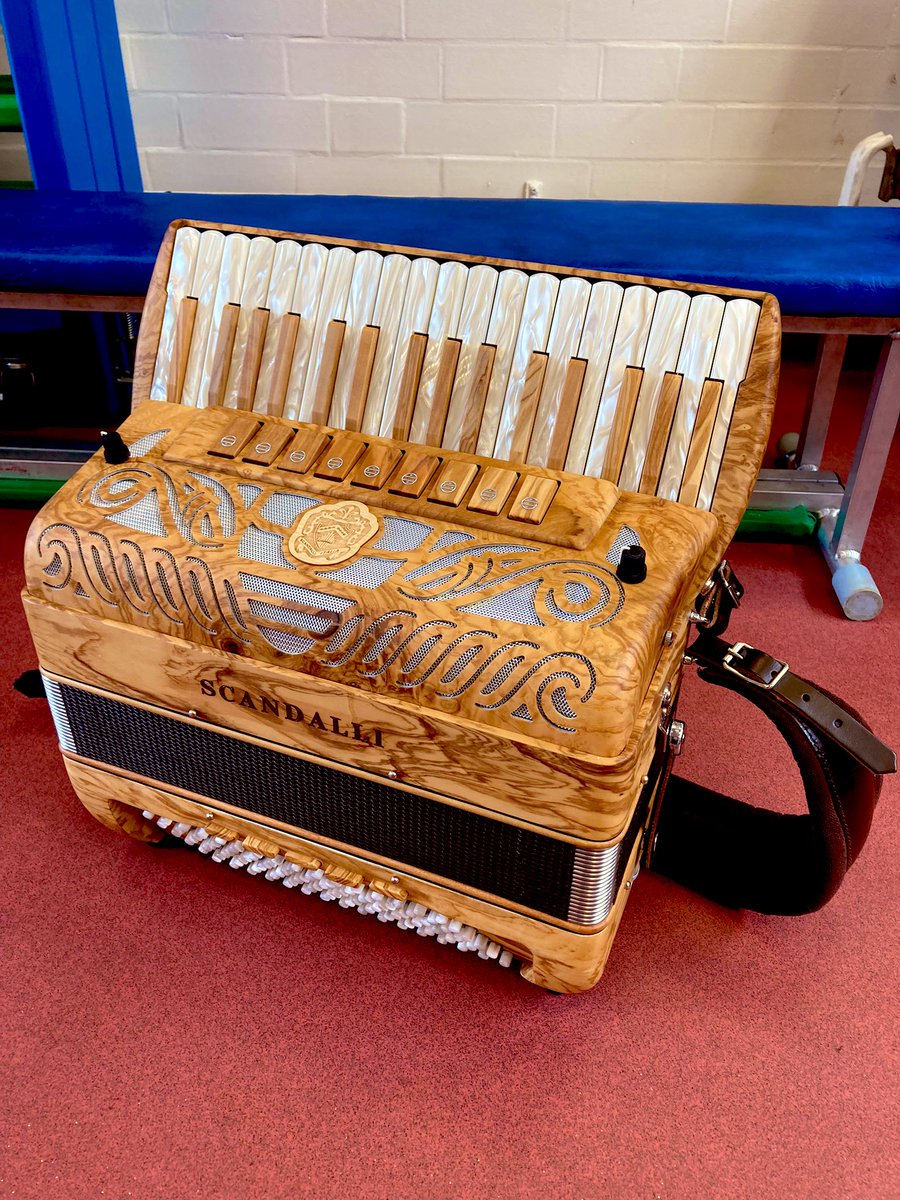 WonderfulBeast_'s tweet photo. @Martinas5714’s gorgeous @AccScandalli accordion at @SnapeSchool rehearsing #FirstTheDance with @beejadance @AlysKihl @EmmaBernard13 @emmaclosebrooks #JackyLinney. Come and see the show! https://t.co/WSAd7TpSuV https://t.co/04NGnpaXCM