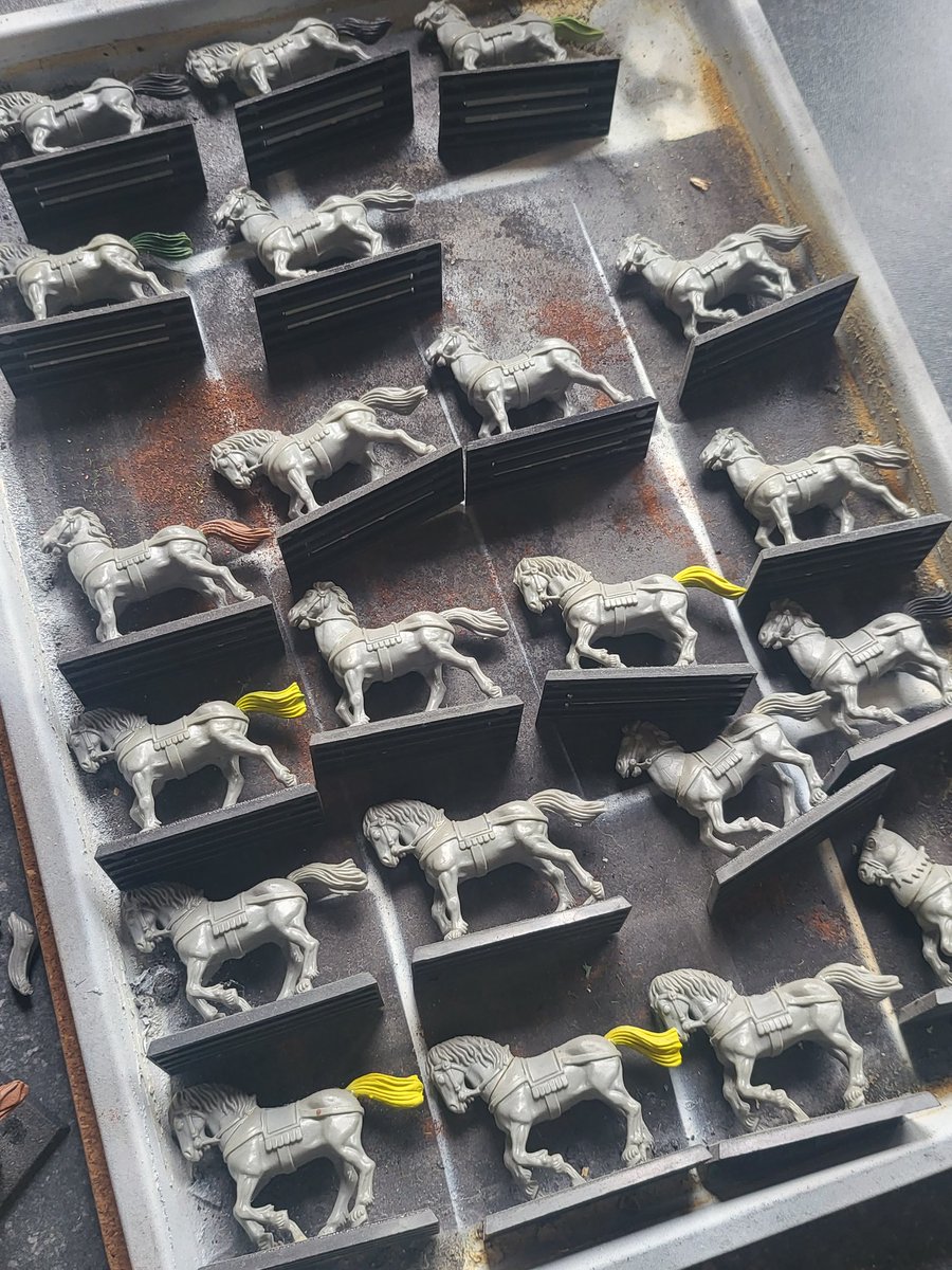 MKH_Serendipity's tweet image. #Bretonnian Yeoman Mounted Squire Horses #F2221130147 #Sciryuda (old name for Sherwood Forest).

#HobbyStreak Day 194 Thursday (£54 #HobbyAllowance) #NilExpenditure Day 02.