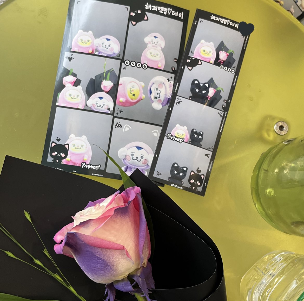 하 세상에서 젤 귀여운 포토이즘 보실분.. 🖤❣️

#예지데이_이쁘게_찰칵
#LOVE_YOUR_BLACK_HEART
#YEJI #옞덩봤덩