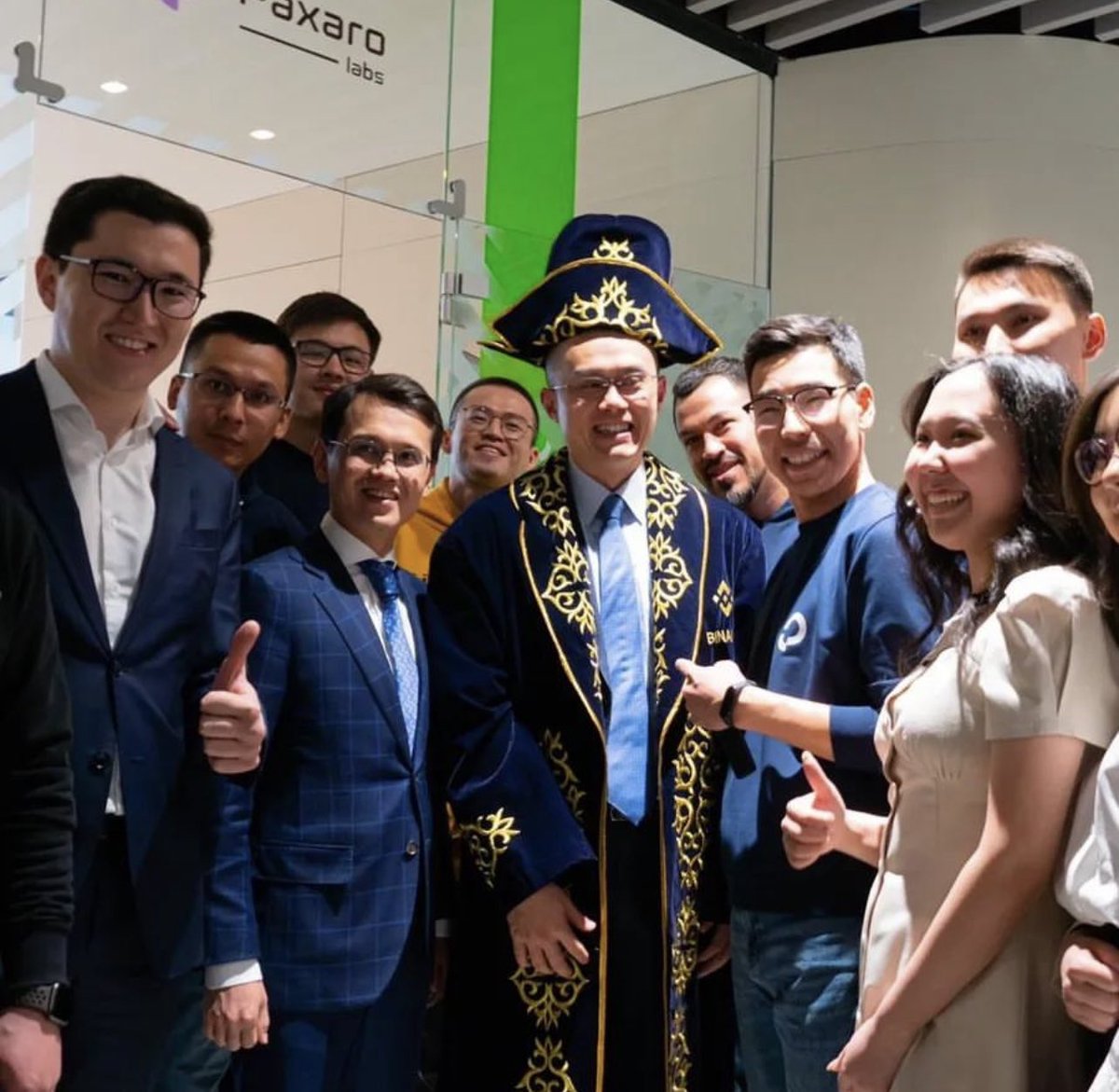 Katherine_XBT's tweet photo. @cz_binance A rare photo to spice up your day @cz_binance https://t.co/HFwgEMhGAU