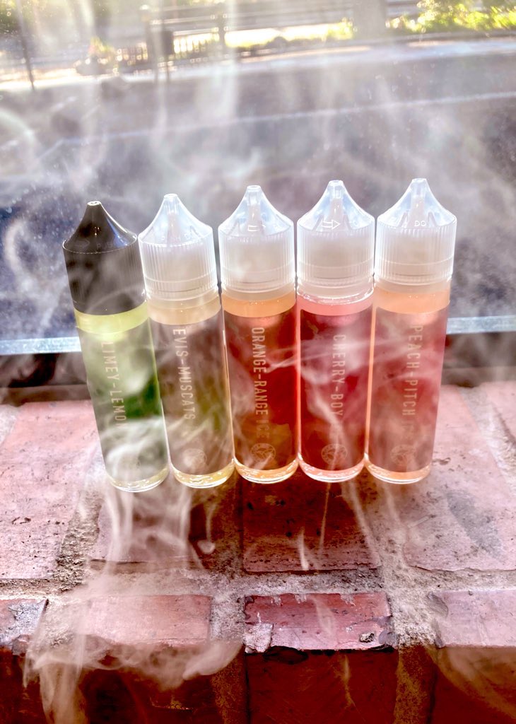 暖かくなってたのでメンソール系のリキッドがさっぱりとして相性が良いですね♪

＊取り扱い店舗様一覧＊
<a href="/vape_worx/">VAPE WORX 京都</a> 様
<a href="/HAIGHT_VAPE/">HAIGHT</a> 様
<a href="/kinenya1989/">電子タバコ専門店「禁煙屋」</a> 様
<a href="/VERYVERYVAPE/">VERY VERY VAPE［VAPE & CBD］</a> 様
#vapesta 様

#電子タバコ#vape#国産リキッド#colibrivape