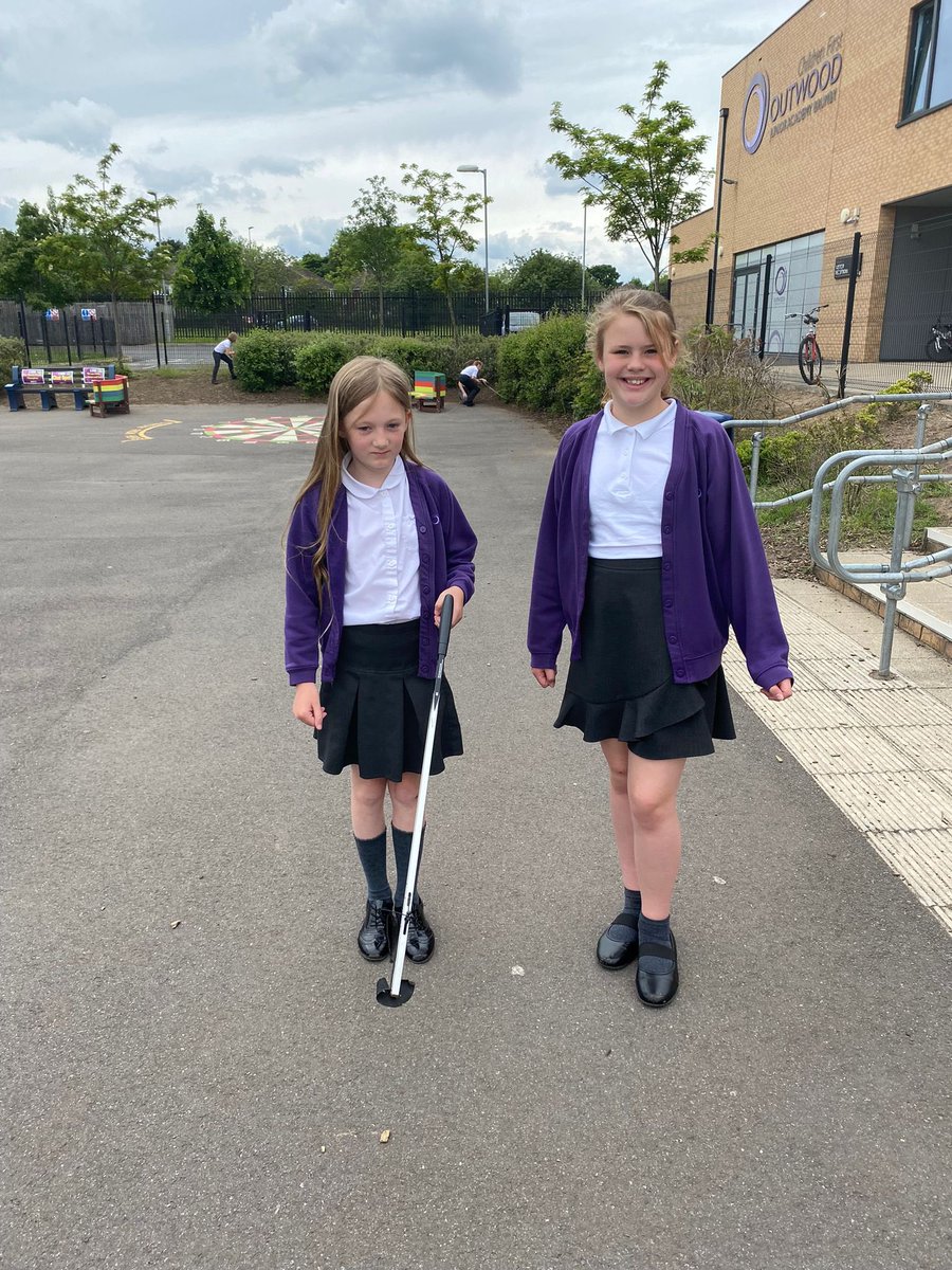 OJA_Brumby's tweet photo. Our School parliament are on a mission to serve and protect our local environment with their current campaign. They are such positive role models setting a great example for others to care for and respect our environment #schoolparliament #respecttheenvironment https://t.co/3bMZnu8b1M