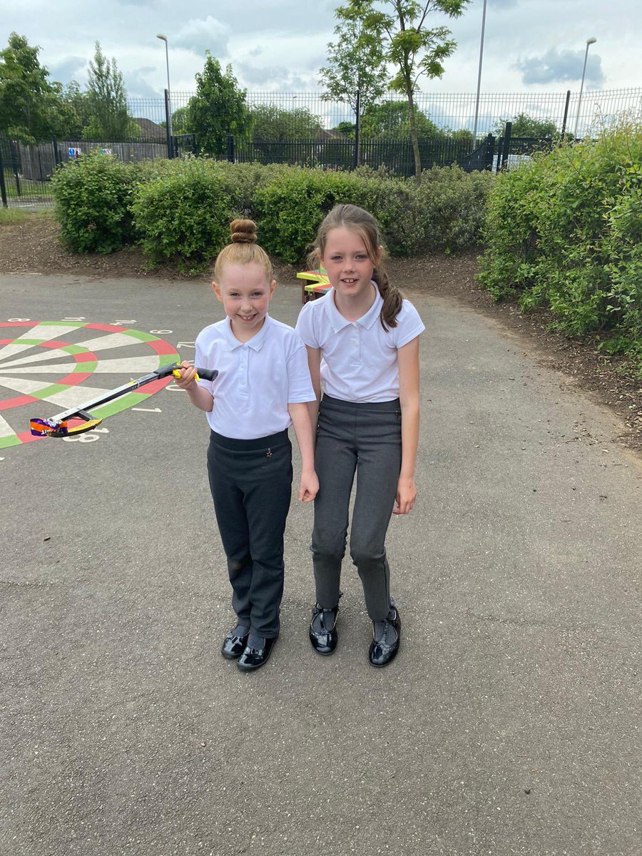 OJA_Brumby's tweet photo. Our School parliament are on a mission to serve and protect our local environment with their current campaign. They are such positive role models setting a great example for others to care for and respect our environment #schoolparliament #respecttheenvironment https://t.co/3bMZnu8b1M