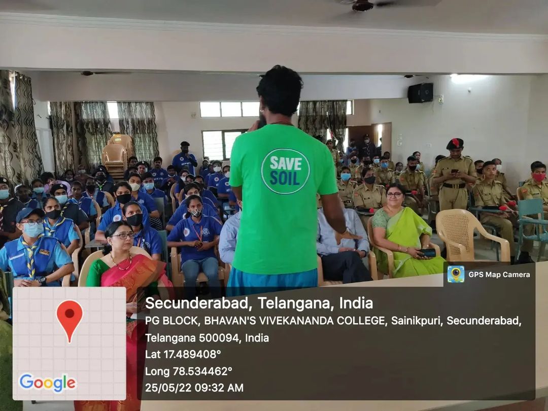 NssBhavans's tweet photo. The volunteers of NSS, NCC, BSG had participated in the event.
Mr. Arun and his team wanted to bring Awareness on Importance of Soil Conservation and how soil plays an important role in our present and in future.
#AwarenessonSoilConservation #NSSUnit #NSSBhavans #nssunitofbhavans https://t.co/gYq3RI34nM