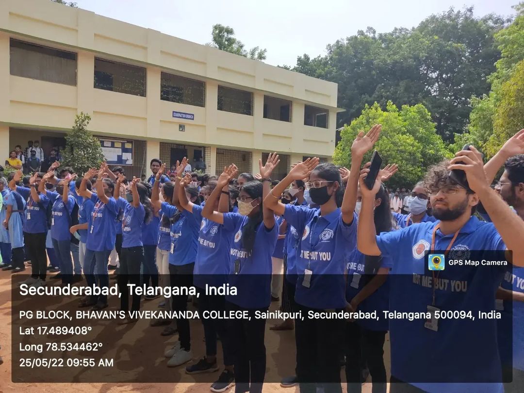 NssBhavans's tweet photo. The volunteers of NSS, NCC, BSG had participated in the event.
Mr. Arun and his team wanted to bring Awareness on Importance of Soil Conservation and how soil plays an important role in our present and in future.
#AwarenessonSoilConservation #NSSUnit #NSSBhavans #nssunitofbhavans https://t.co/gYq3RI34nM