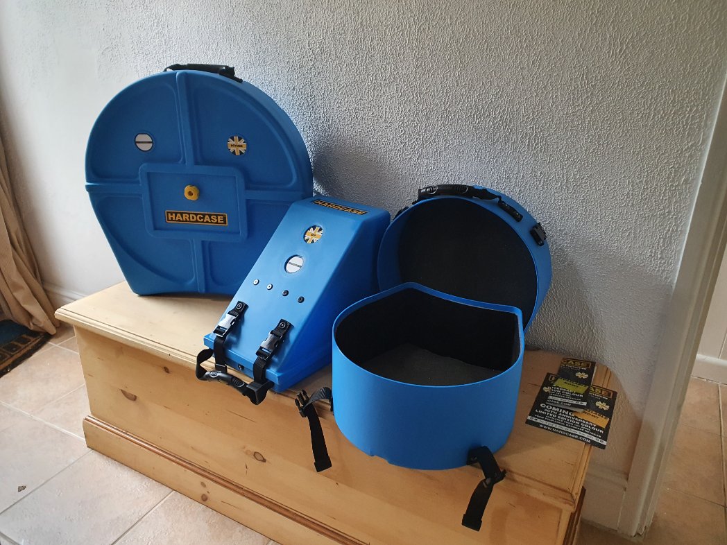 MarkAForster's tweet photo. Well @hardcase_drums this trio of lovelies arrived this morning.  Beautiful. 
Very happy chappy here.

#drumming #buyBritish #supportindependents https://t.co/xIVrSIce4r