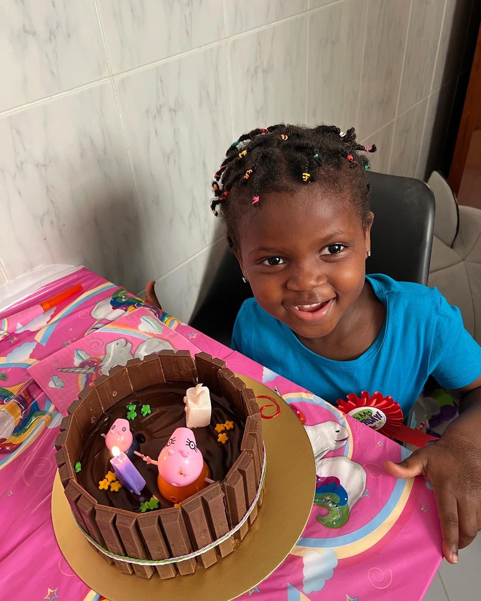 Sonya Mac tweet media