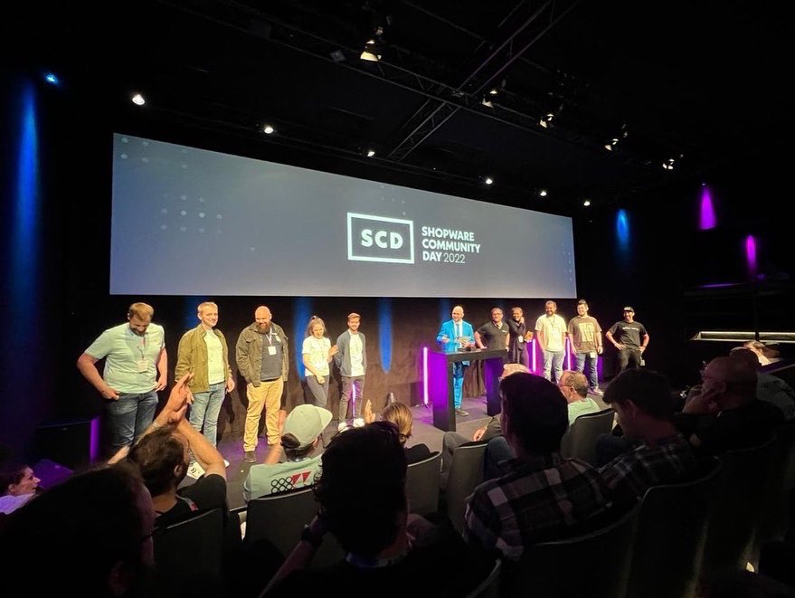 Sebastian Hamann tweet media