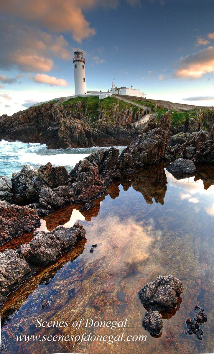 scenesofdonegal's tweet photo. Rockpool reflections at Fanad Lighthouse.

#donegal #wildatlanticway #scenesofdonegal #visitdonegal #ireland #lovedonegal #fanad #fanadlighthouse #visitfanad https://t.co/oUSTHqt1mB