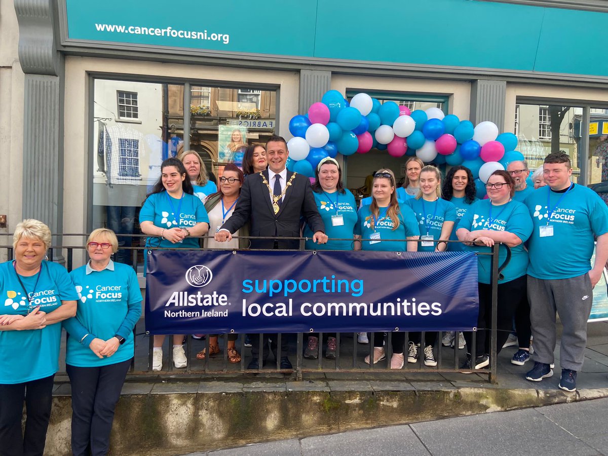 mayordcsdc's tweet photo. Delighted to call up to the @CancerFocusNI shop in Shipquay Street who have been taken over for the day by @AllstateNI
Lots of entertainment and prizes to be won in store so pop in and say hello before 4pm https://t.co/6qKnNTNBMn