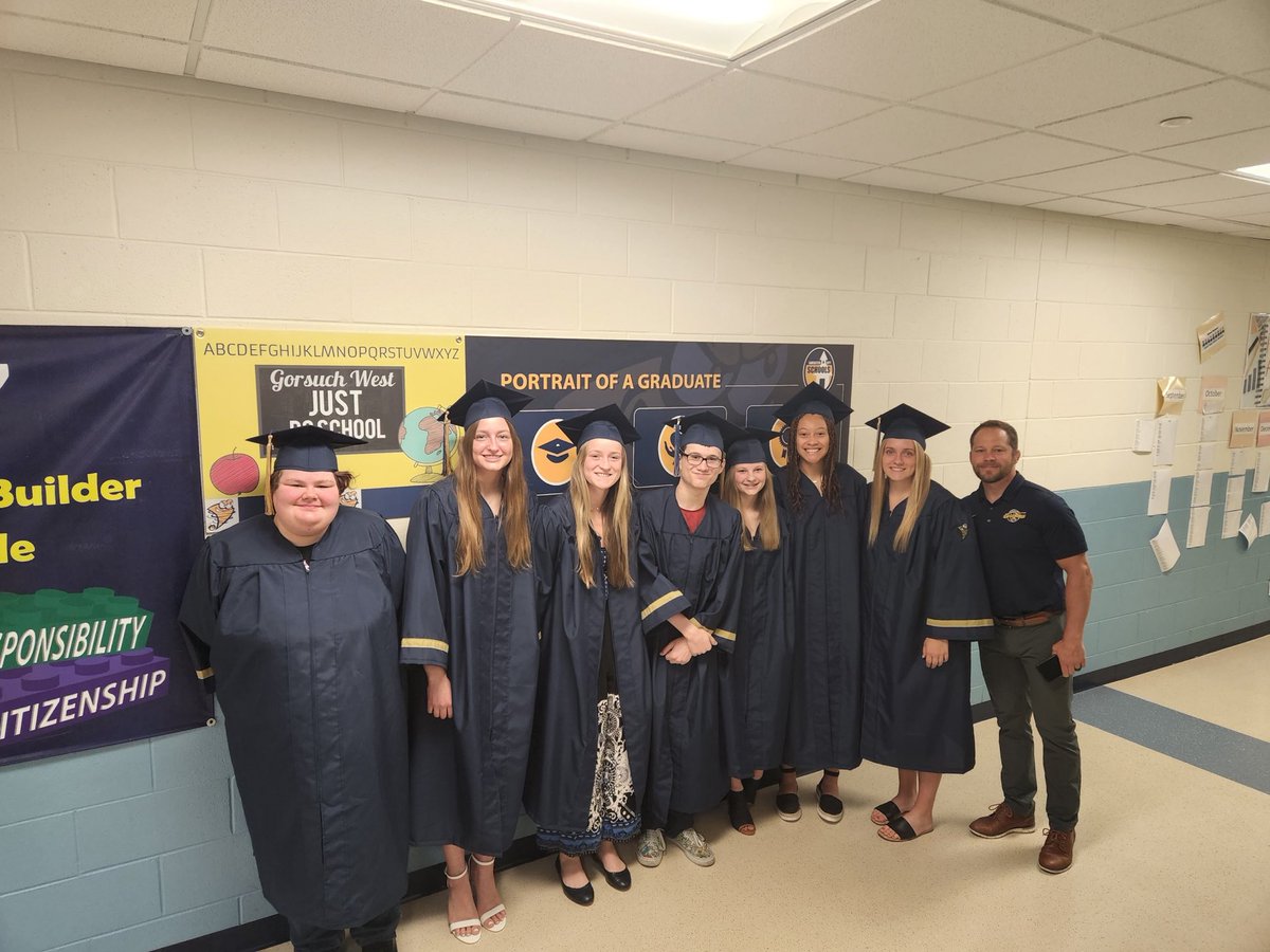 JonSpires141's tweet photo. Honored to have our current LHS Graduates &amp; former Gorsuch West students visit us today! Our students got a chance to see first hand where (Just Doing School) can lead them! Today was a live look at LCS’s Portrait of a Graduate! ⁦@LCSGales⁩ https://t.co/rLiKPuC6OR