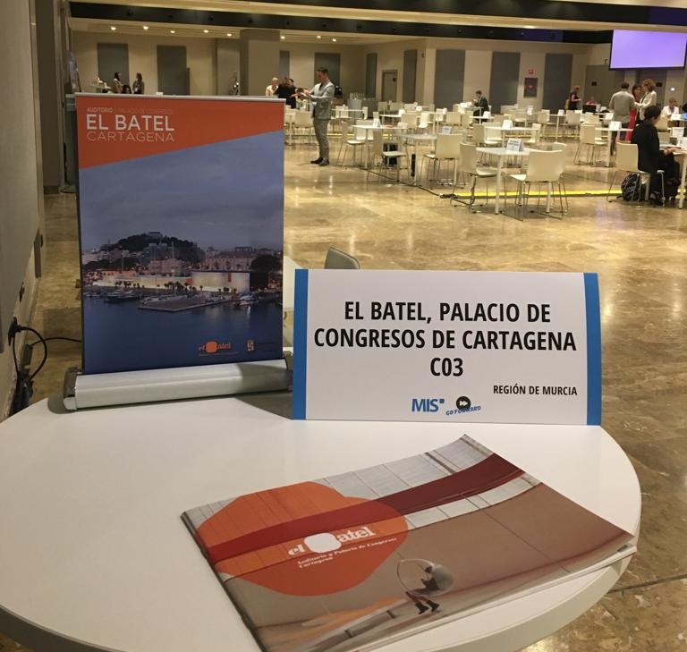 El_Batel's tweet photo. 🗣#ElBatel está presente hoy en el #meetmis de @grupoeventoplus.
🧳👨💻El gran encuentro del mercado español del turismo de eventos, convenciones e incentivos.
🏖🏛 El auditorio presenta a los clientes el destino de #Cartagena para celebrar sus congresos.
#MICEElBatel https://t.co/MqFUTrn7SR