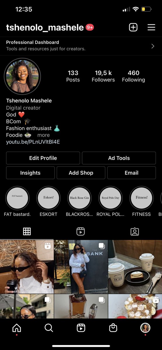 TshenoloMashele's tweet photo. Book me for online promos 🥹 RT for awareness

 #GirlTalkZA 
#WhySoManySangomas
#HMWinterEssentials 
Ndlozi https://t.co/gS1BXWxe7K