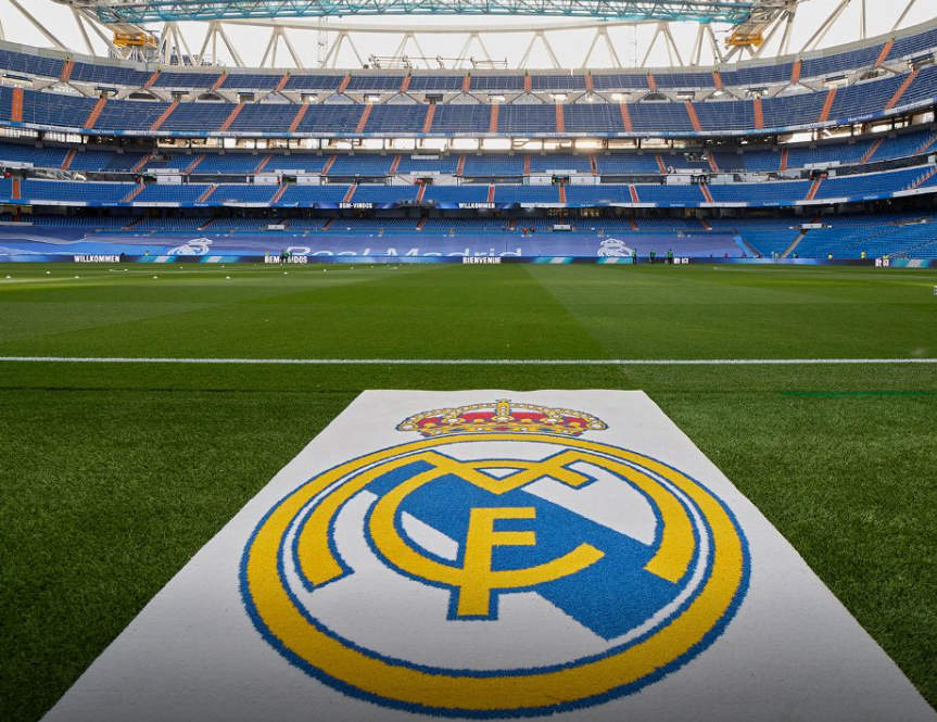 elchiringuitotv's tweet photo. 🌍El REAL MADRID, el CLUB MÁS VALIOSO del MUNDO

⚪️💰El informe de ‘The European Elite 2022’ lo valora en 3.184 millones de euros.

👉Manchester United y Barça completan el podio. https://t.co/15peEhuoPJ