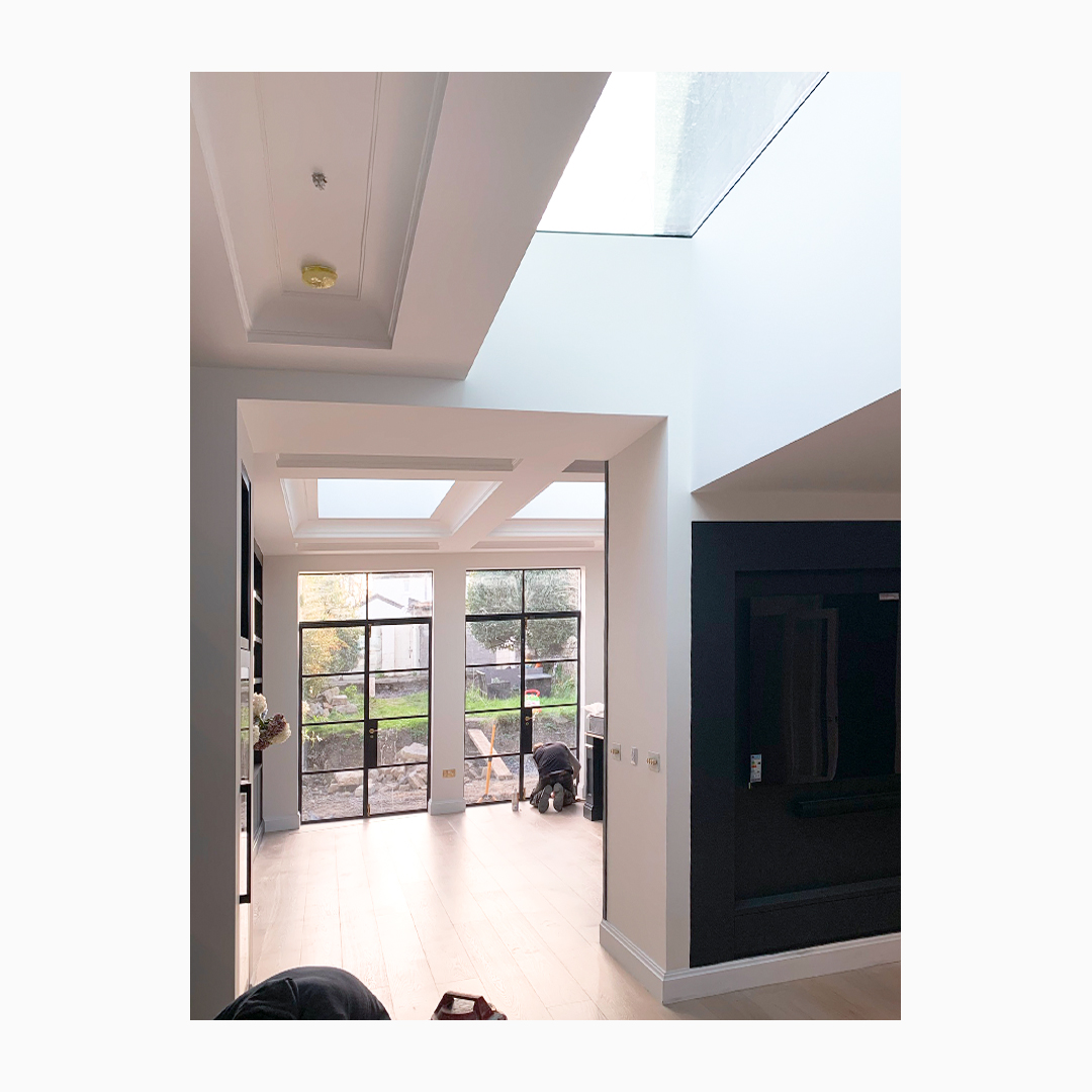 NODEarch's tweet photo. Spencer Villas - Photos of a light filled extension, nearly finished.
Multiple large roof lights allow for an abundance of natural light creating a bright open space.

#nodearchitects #irisharchitecture #irisharchitects #conservation #architectsireland #architecture #homedesign https://t.co/ibNCjkfyw7