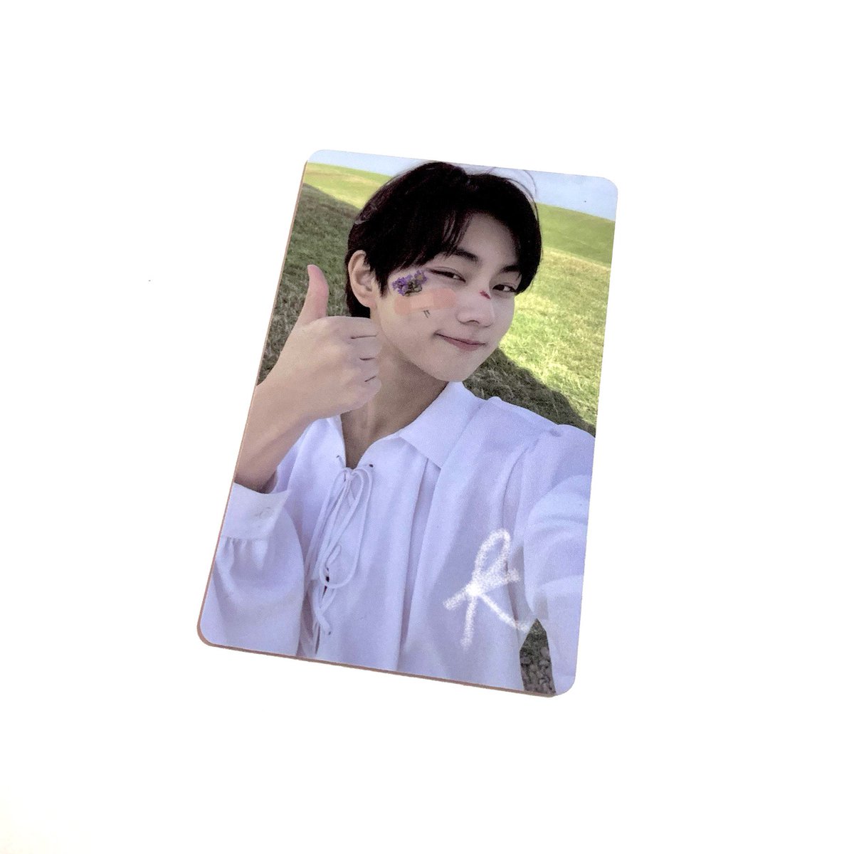 encoIlect's tweet photo. wts lfb ! ph

jungwon d:a pst lucky draw pc
𓏔 PHP 800 + pf + lsf
𓏔 mint condi! no rush shipping :D 
dm if interested ☻ 

t. enhypen enha dimension: answer powerstation luckydraw ld photocard sugat https://t.co/525zbP4NaP