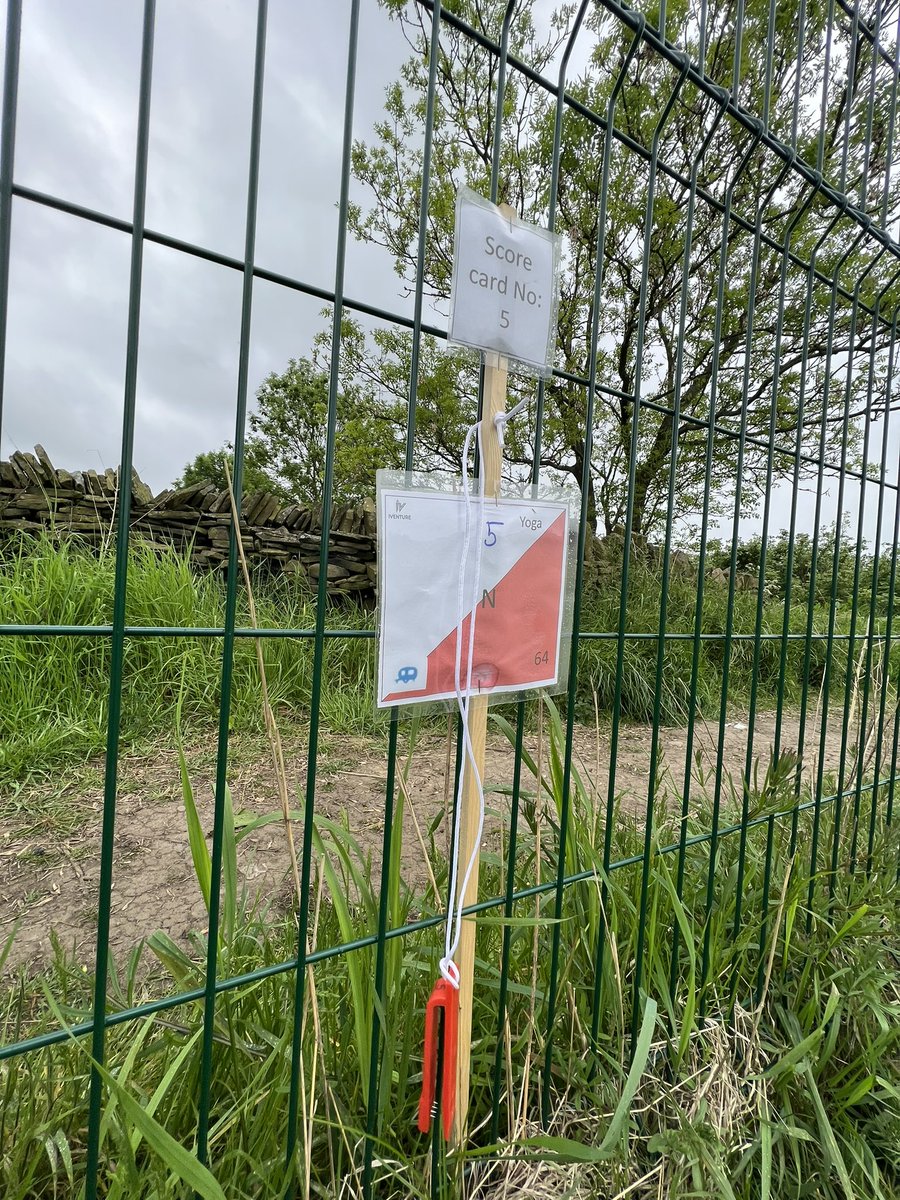 Iventure_uk's tweet photo. Students enjoying there OAA navigation week @KMSchool with navigation and team building games even if the weather adds to the adventure of it 😊

#britishnavigation #navigation #oaa #education #outdooreducation #teambuilding https://t.co/hF3cE2WliG