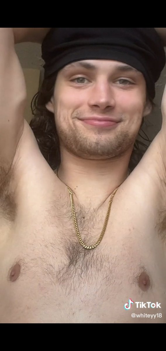 Sonya_ncgg18's tweet photo. Good morning y'all! I saw a post about chest hair. I hope he keeps the chest hair. Good lawd it's sexy. IMO, the only place a man should NOT have hair is his back. I don't know how, but this guy gets hotter everyday!! #geezusmurphy #ggsforlife #sexyman #Williversary #chesthair🔥 https://t.co/ZOKCm0hirk