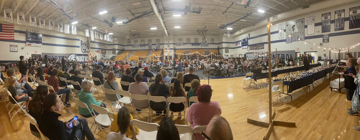 Suzanne Leake tweet media