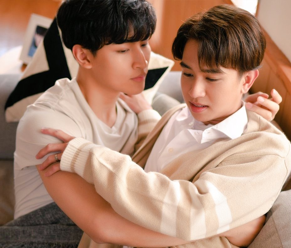_OHMFLUKEdoll's tweet photo. 今日は  #CloseFriendโคตรแฟน2 の日ーー！！
楽しみー(* 'ᵕ' )☆❤
 #OhmFluke
 #OhmThitiwat  #Fluke_Natouch
#เจ้าแก้มก้อน 💙 #โอห์มไง
cr. @Viu_TH 🙏💙💙💙 https://t.co/ootQ6lsekB