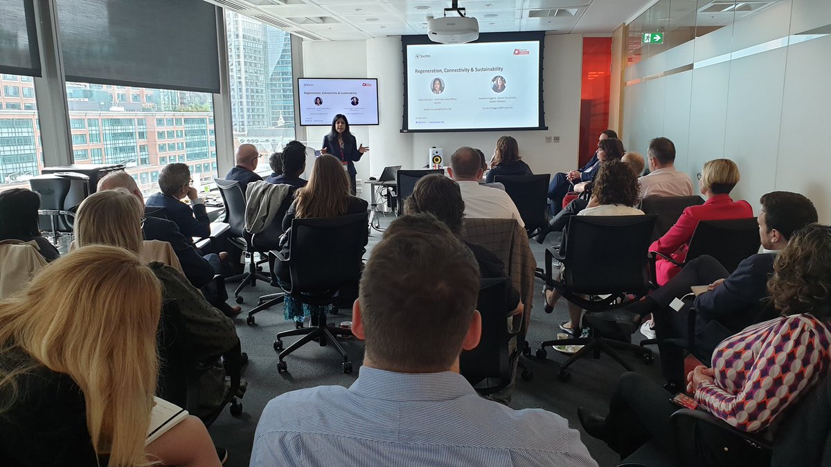 Fantastic to see members face to face at today's <a href="/Socitm/">Socitm</a> London &amp; SE meeting! Congrats to <a href="/AdrianGorst/">Adrian Gorst</a> for his first as chair. Thanks to <a href="/LGfL/">LGfL♥️</a> for hosting.