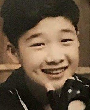 04HANM1N's tweet photo. 16 YEARS                     16 YEARS
OLD CHAN                OLD JEONGIN https://t.co/WBYgCemgLv