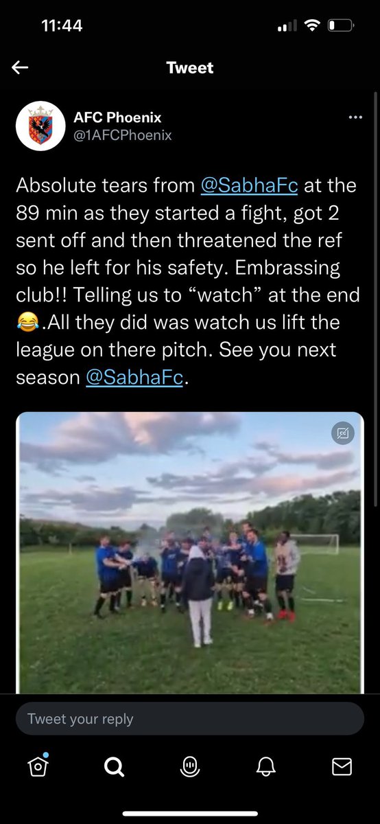 Britwell_FC's tweet photo. Tutt tutt #zuffout @WH1T33Y @Fitzgerald5Kane @ConnorHartridge @Ckelly1992Craig @CGGraves2 @cfeasey8 @crammo5 @NathanLishman https://t.co/EEOwcjaxL6