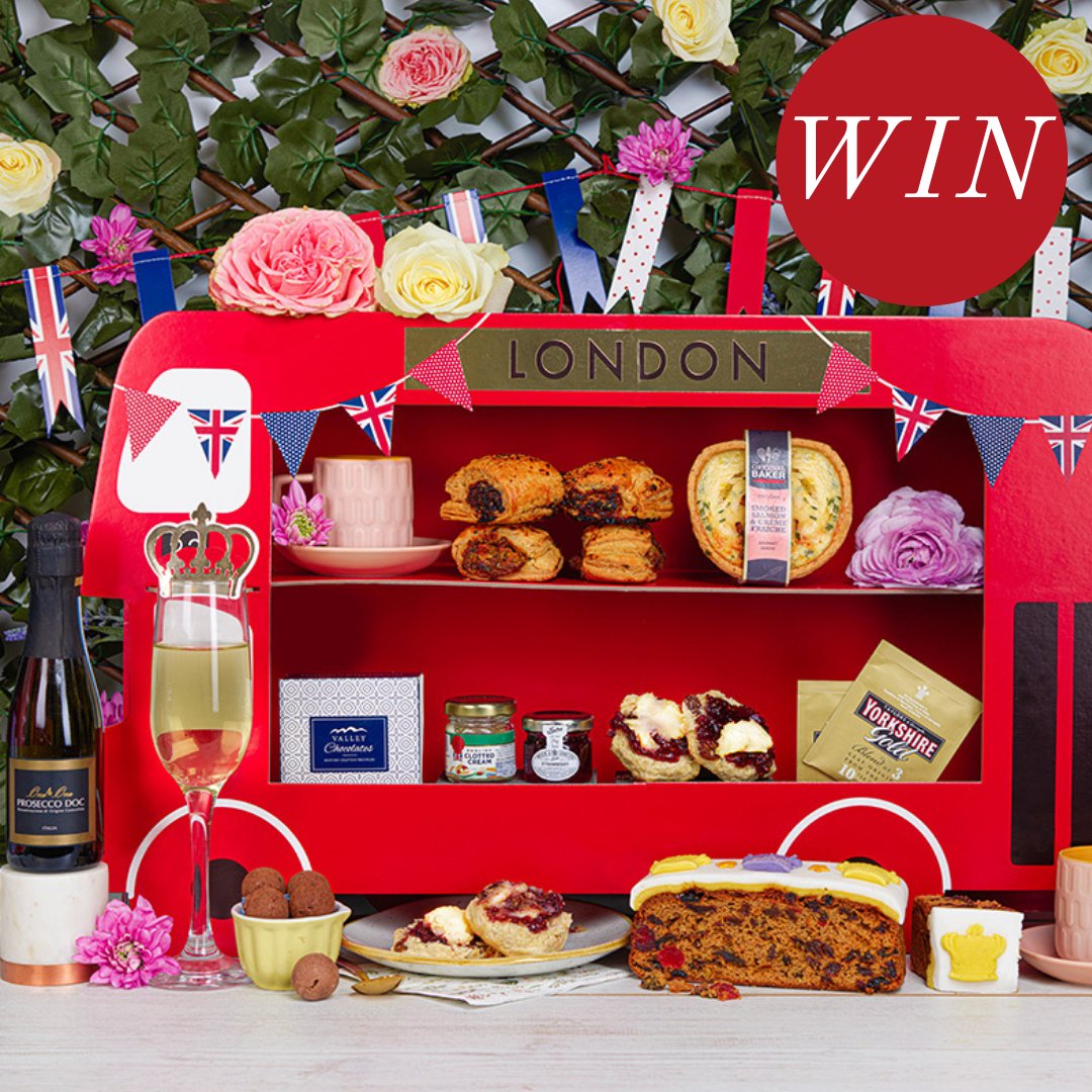 👑PLATINUM JUBILEE GIVEAWAY👑
To celebrate the biggest weekend of the year, we are giving away our Jubilee Afternoon Tea!🥂
To enter:
🌸Follow <a href="/HampersPrestige/">Prestige Hampers</a>
🧡Like this post
🍰Tag who you would share it with
*T&amp;c apply, UK entries only, giveaway closes Sunday 29th May 2022.