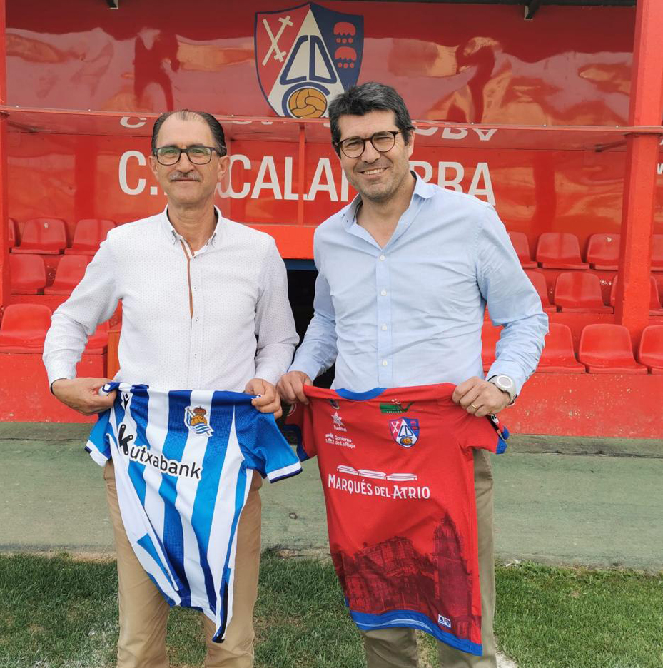 𝗘𝗟 𝗖𝗗 𝗖𝗔𝗟𝗔𝗛𝗢𝗥𝗥𝗔 𝗖𝗟𝗨𝗕 𝗖𝗢𝗡𝗩𝗘𝗡𝗜𝗗𝗢 𝗗𝗘 𝗟𝗔 𝗥𝗘𝗔𝗟 𝗦𝗢𝗖𝗜𝗘𝗗𝗔𝗗

➡️ La Real Sociedad y el CD Calahorra han firmado un convenio que unirá a ambas entidades durante las próximas dos temporadas

#ciudadrojilla