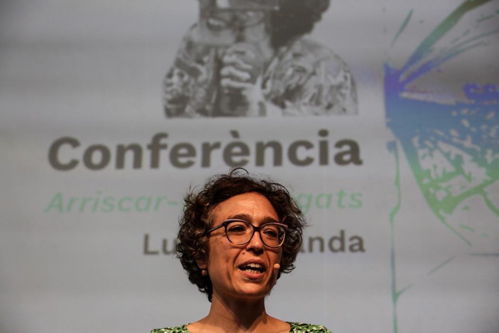 FundacioCarulla's tweet photo. La unió entre cultura i sector social no només crea bons projectes: ens regala vida! Enamorem-nos 🦋🧡 Gràcies, @luciarmiranda
#Mutare22 #VulnerArts #FundacioCarulla https://t.co/upJ45UNnSt