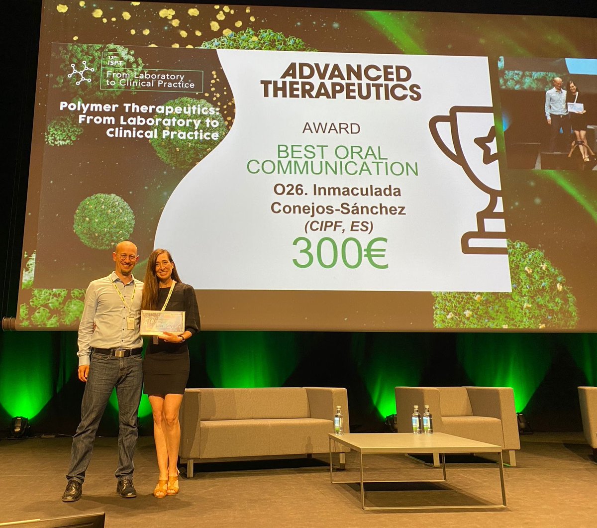 Still with a huge emotional hangover from the #ISPT2022... I can't believe I won the Best Oral Communication price! Enourmously thankful for this honor. We are a the Best Team @EstherMasia7 @VicentPTLab @CIPFciencia. Thanks also to @AdvSciNews @Wiley_Chemistry !!!