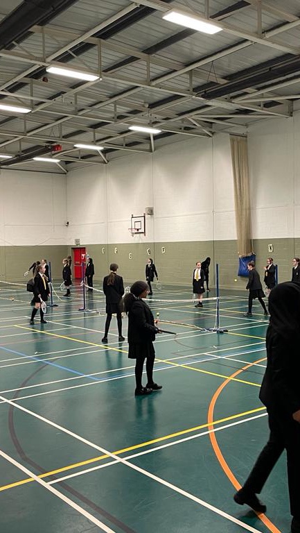 HollyLodgeLiver's tweet image. Another 29 year 7’s taking part in Tennis during break time! 🎾 🎾🎾 @Liverpool_SSP @PTIEducation @youthsportstrust #Hollylodgelife #expecttoachieve #HLSA #HLSportsacademy