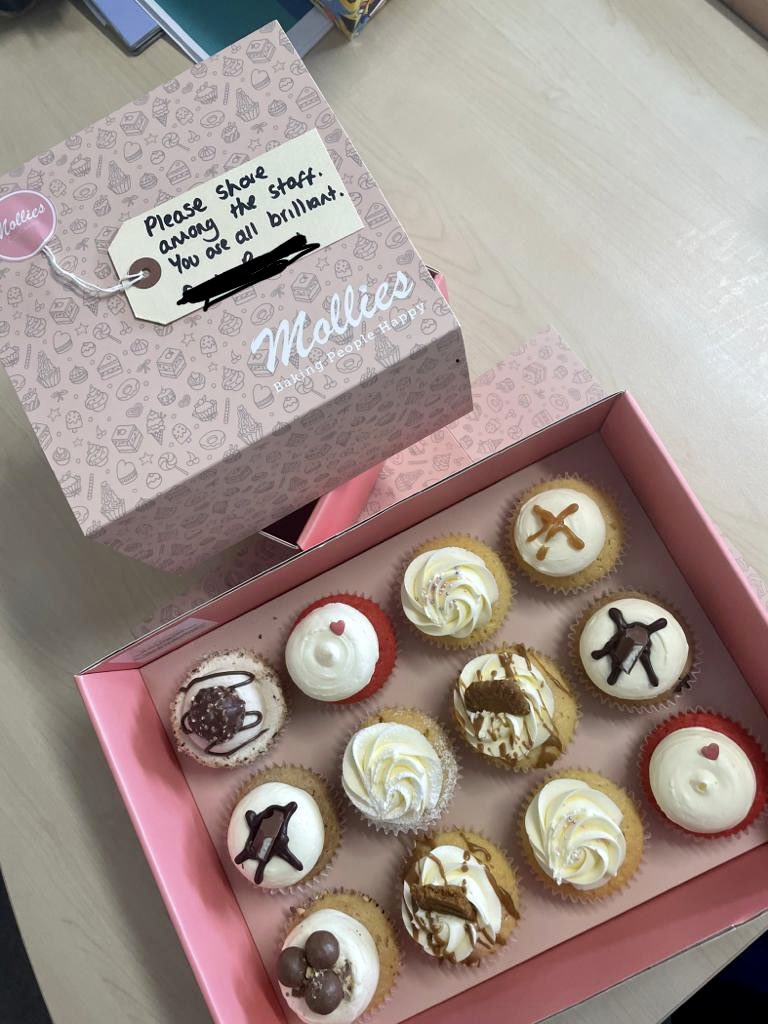 A ‘sweet’ thank you from a recently discharged patient 🍰 #happythursday