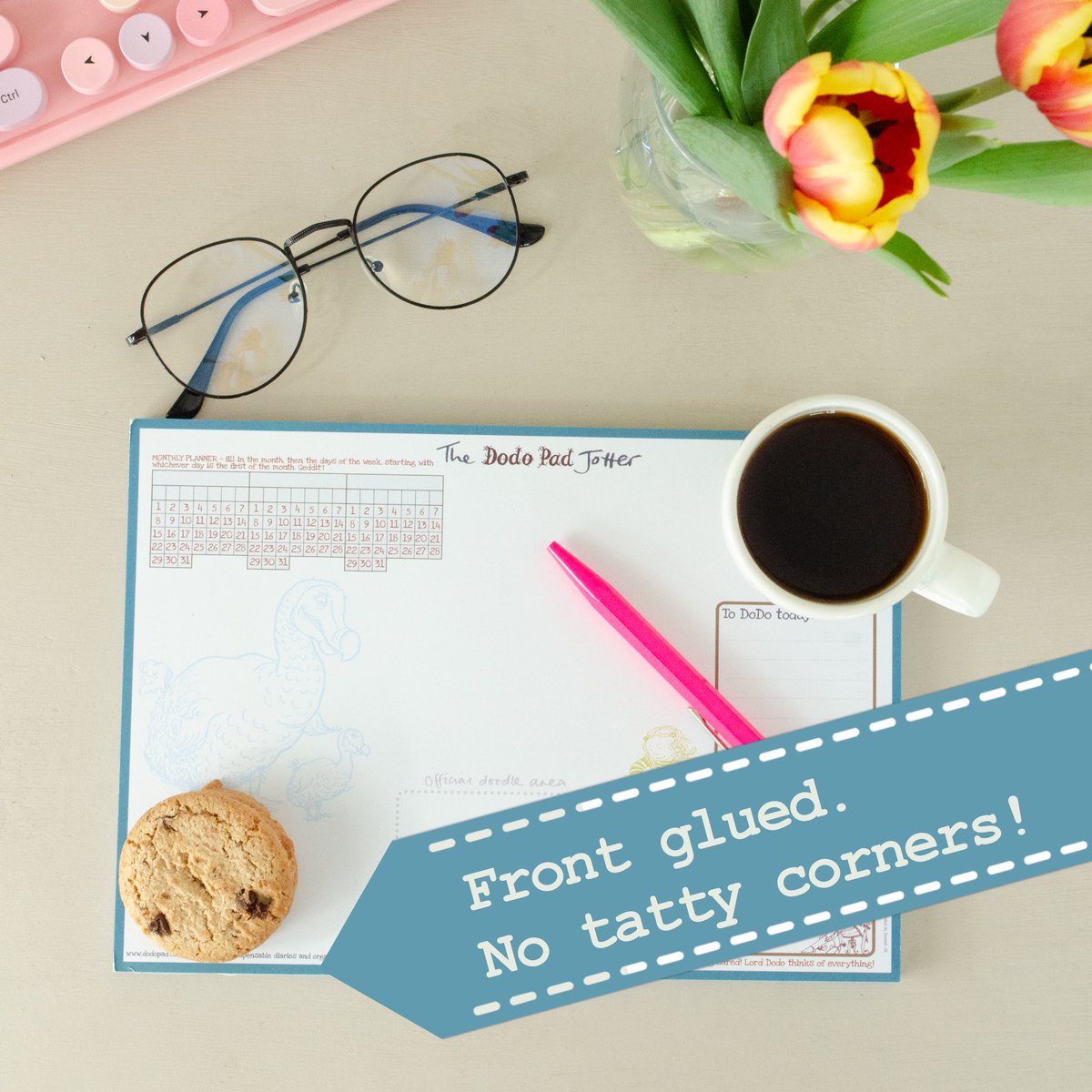 DodoPad's tweet photo. 🦤 Front Glued to banish tatty corners!⁠
🦤 Made with love in Dorset⁠ on 120gsm #RECYCLED paper ♻️⁠
🦤 Available in A3 (30x42cm) or B5 (17x24cm)⁠
⁠
#DodoPad #Jotters #WeeklyToDoDo #DailyToDodo #ChaosContained #MuddleManagement ⁠
#Stationery #PlanningOnPaper #Organisation⁠ https://t.co/PLQ72dMNUZ