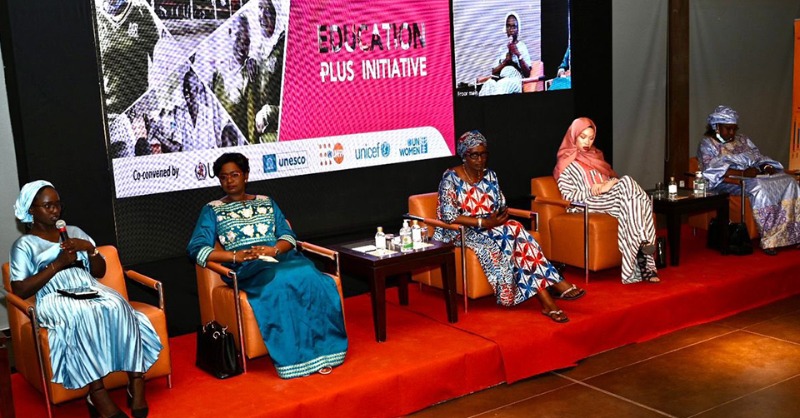 UNAIDS_WCA's tweet photo. Young women are key advocates who the #EducationPlus initiative is working with to rally political leadership, development partners &amp; communities to fulfil every girl’s right to #education &amp; health by enabling them to complete a secondary education in a violence-free environment.