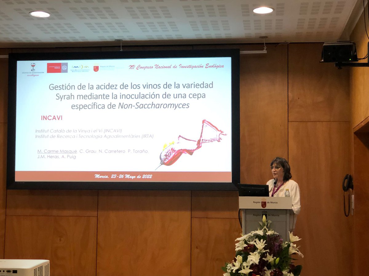 incavicat's tweet photo. Les doctores Gemma Roca, Anna Puig i Carme Masquè segueixen a Múrcia al Congreso Nacional de Enología compartint resultats sobre les darreres investigacions fetes a l’INCAVI sobre el vi.
#Gienol https://t.co/KMW0oboLsp